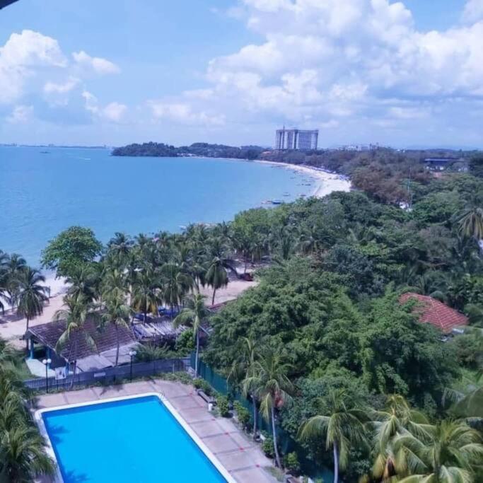 Nat'S Seri Bulan Beach, Pool Home @Teluk Kemang Port Dickson Esterno foto